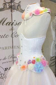 Blumenkorsett Hochzeitskleid